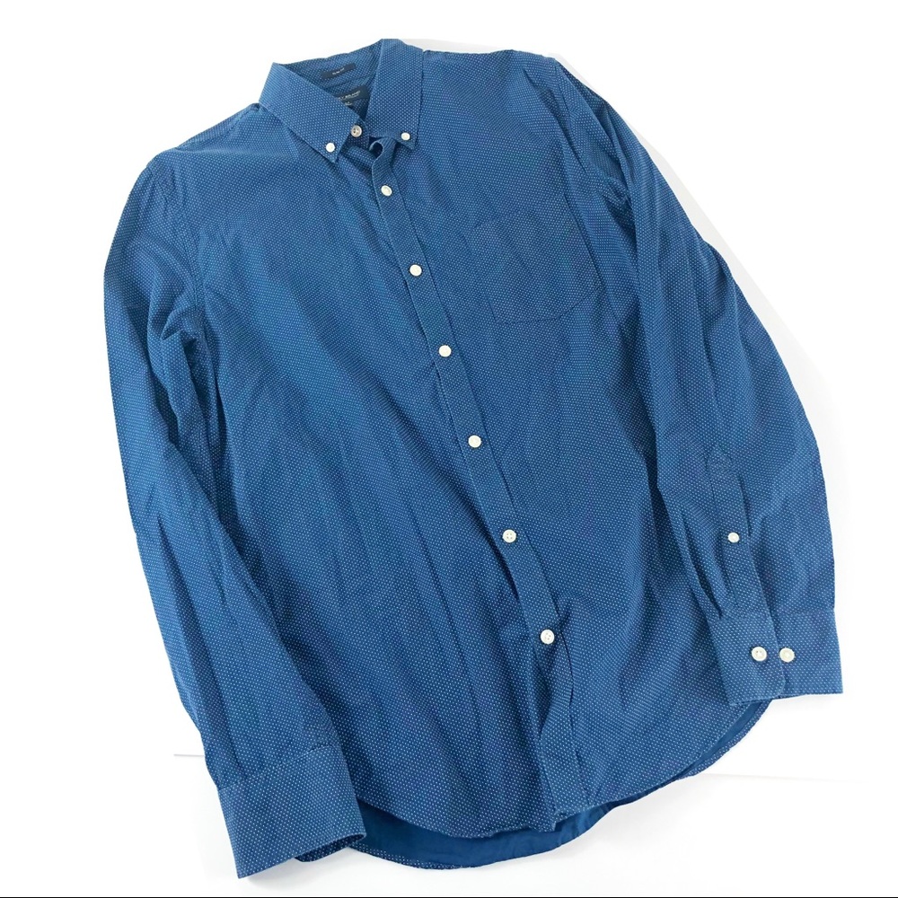 Lucky brand men’s blue medium doted button down